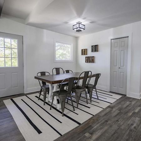 Gorgeous Renovated Home With Large & Private Lot Winchester Eksteriør bilde