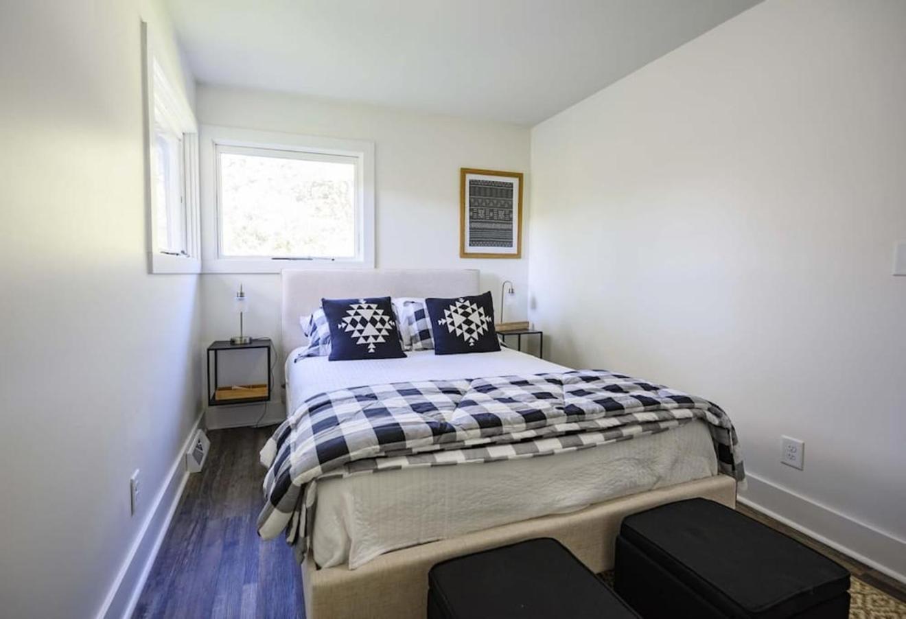 Gorgeous Renovated Home With Large & Private Lot Winchester Eksteriør bilde