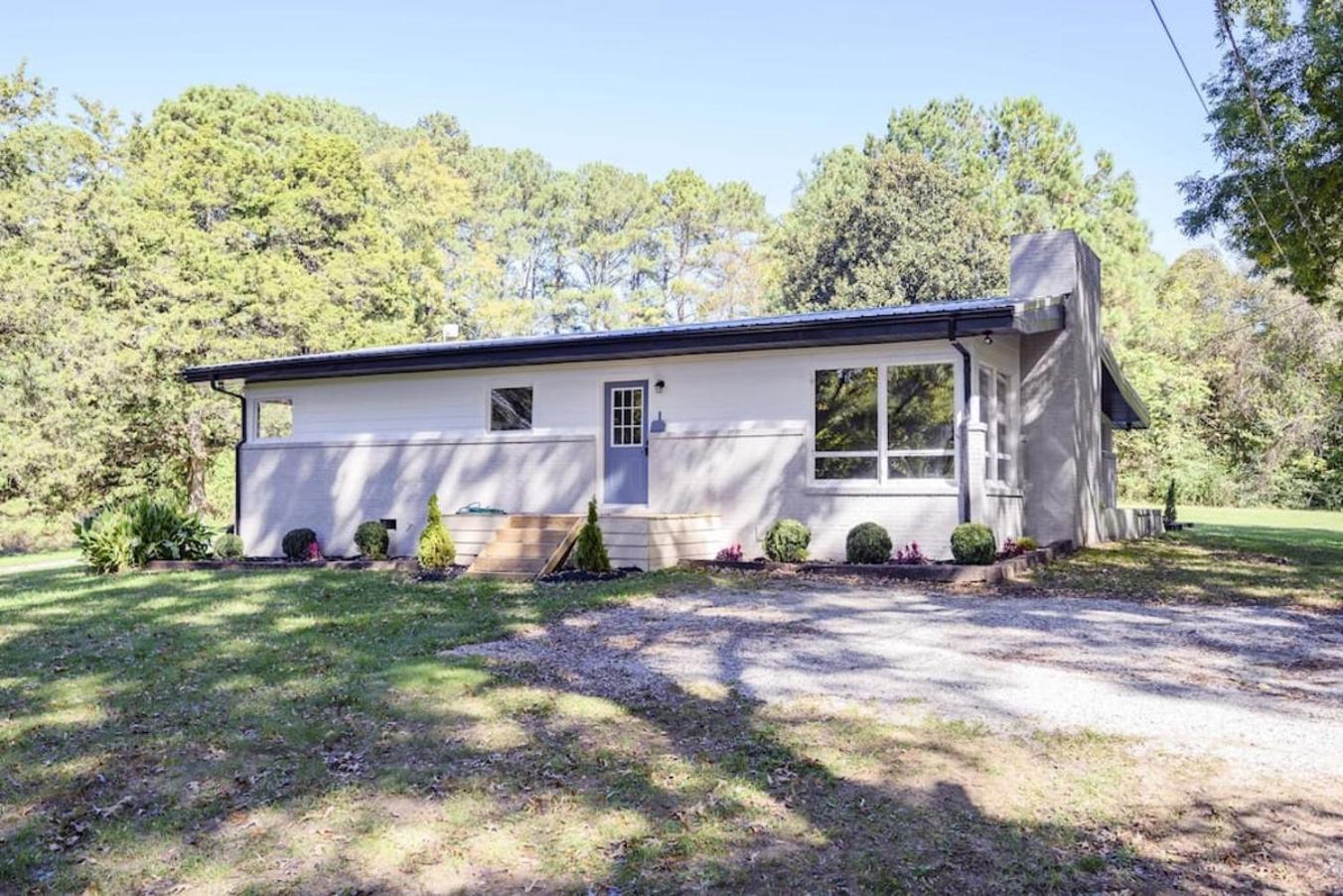 Gorgeous Renovated Home With Large & Private Lot Winchester Eksteriør bilde