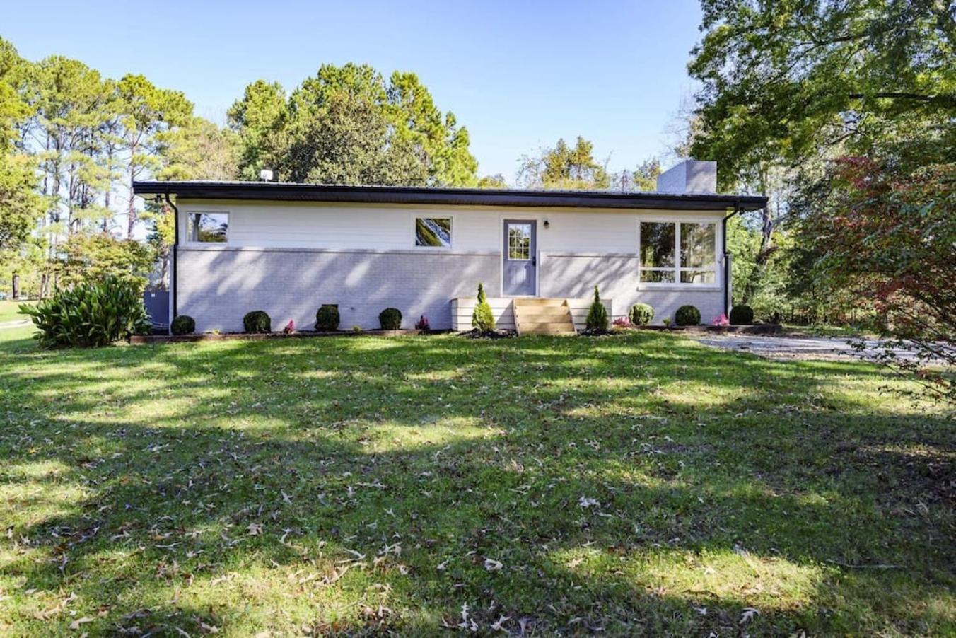 Gorgeous Renovated Home With Large & Private Lot Winchester Eksteriør bilde