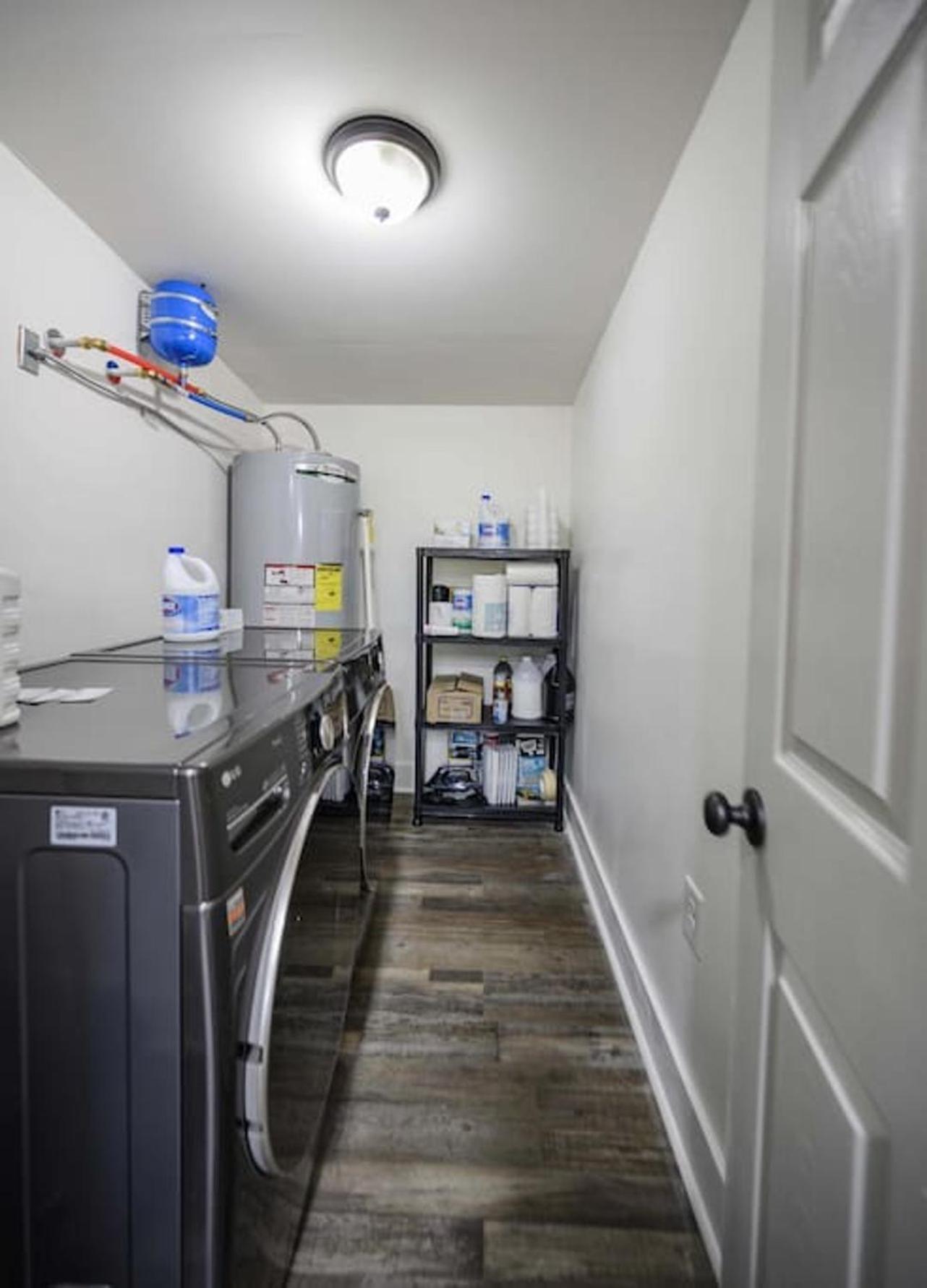 Gorgeous Renovated Home With Large & Private Lot Winchester Eksteriør bilde