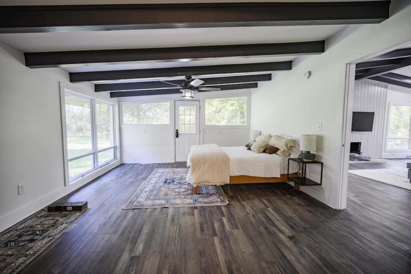 Gorgeous Renovated Home With Large & Private Lot Winchester Eksteriør bilde