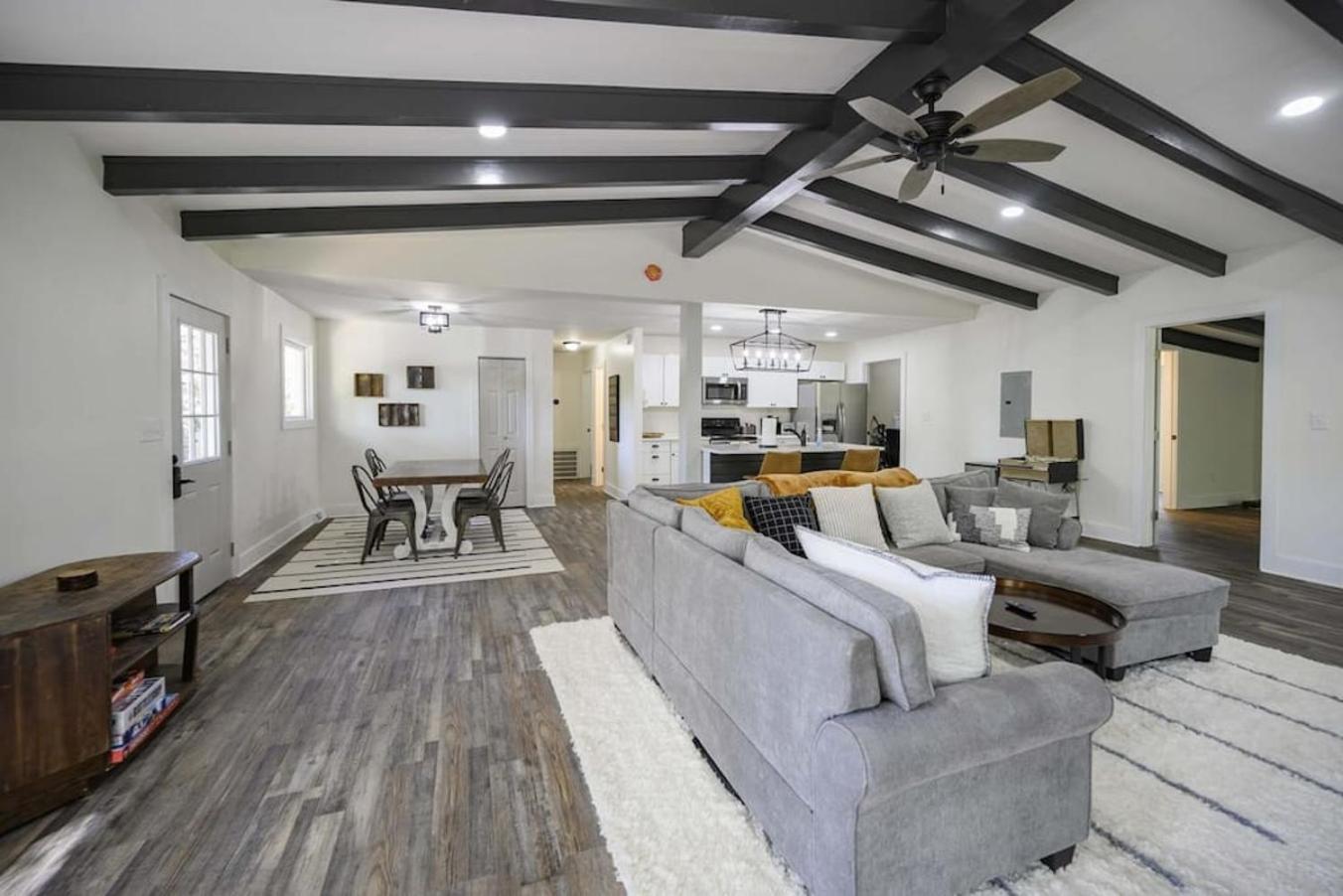 Gorgeous Renovated Home With Large & Private Lot Winchester Eksteriør bilde